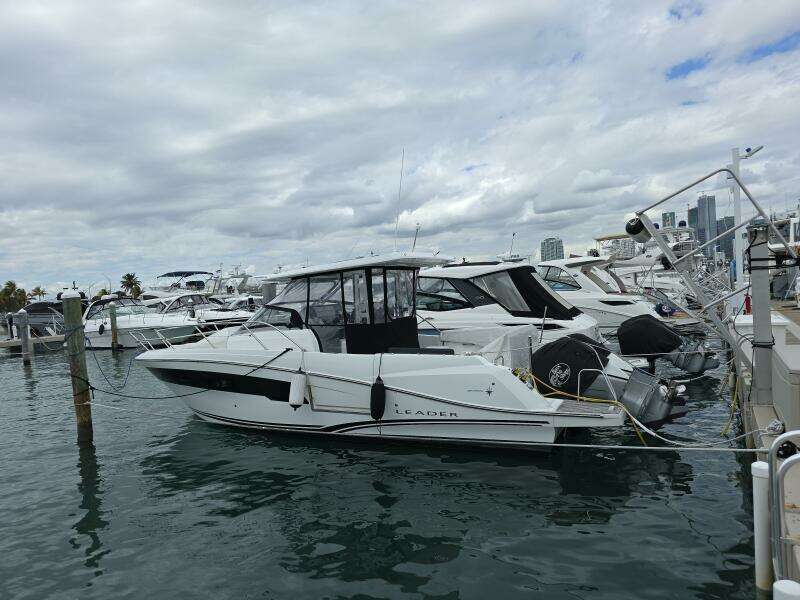 2022 Jeanneau Leader 10.5 WA Series 2
