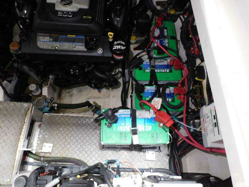 2018 Sea Ray Sundancer 320