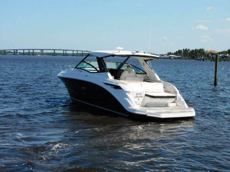 2018 Sea Ray Sundancer 320