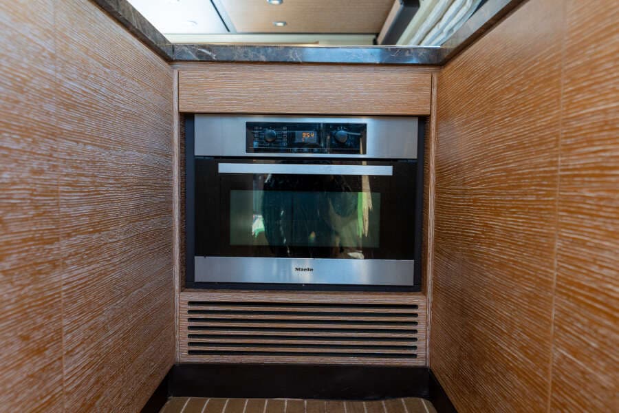 2014 Azimut AZ64 FLY