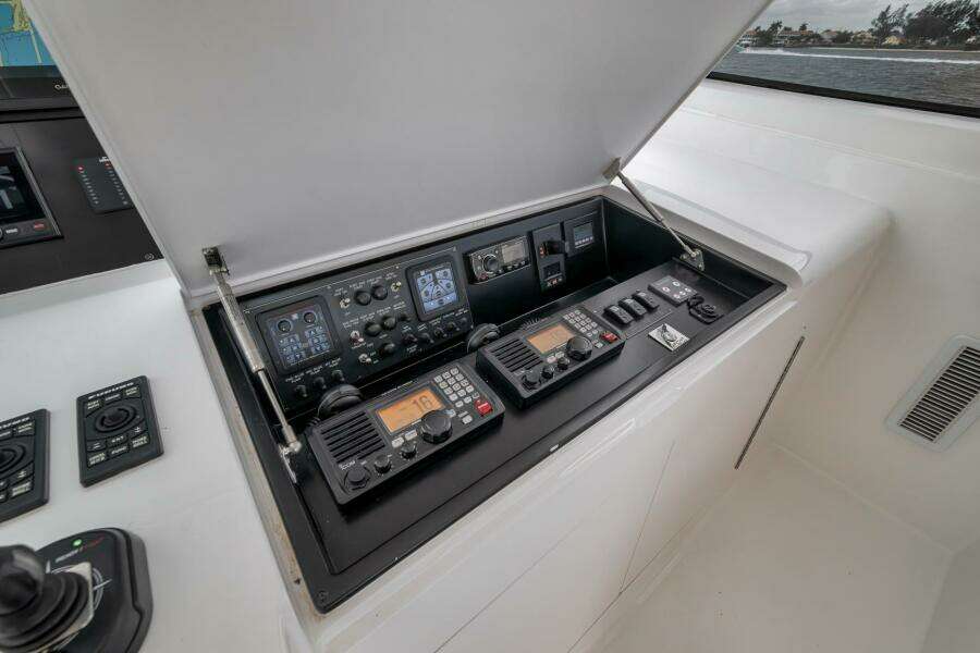 2015 Viking 52 Sport Coupe