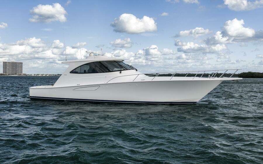2015 Viking 52 Sport Coupe
