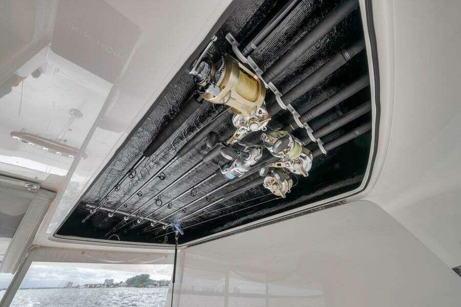 2015 Viking 52 Sport Coupe