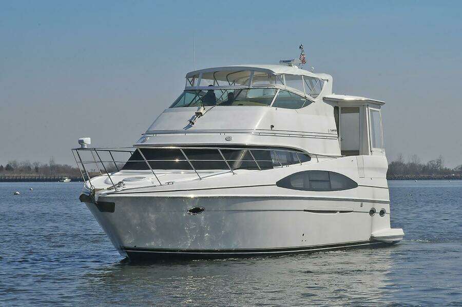 2001 Carver 466 Motor Yacht