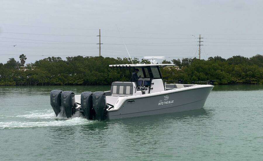 2025 Invincible 35 Catamaran