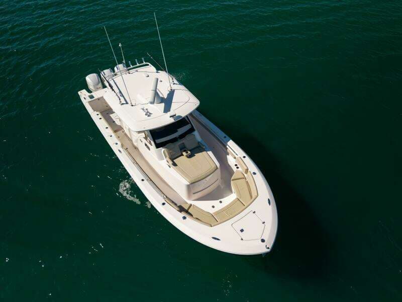 2019 Pursuit S 368 Moon Dogg Overview