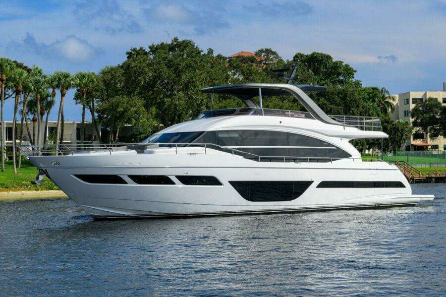 Princess Y78 - Exterior