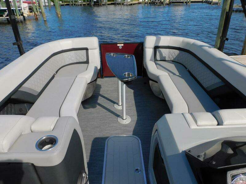 2023 Aqua Patio 275 CBE