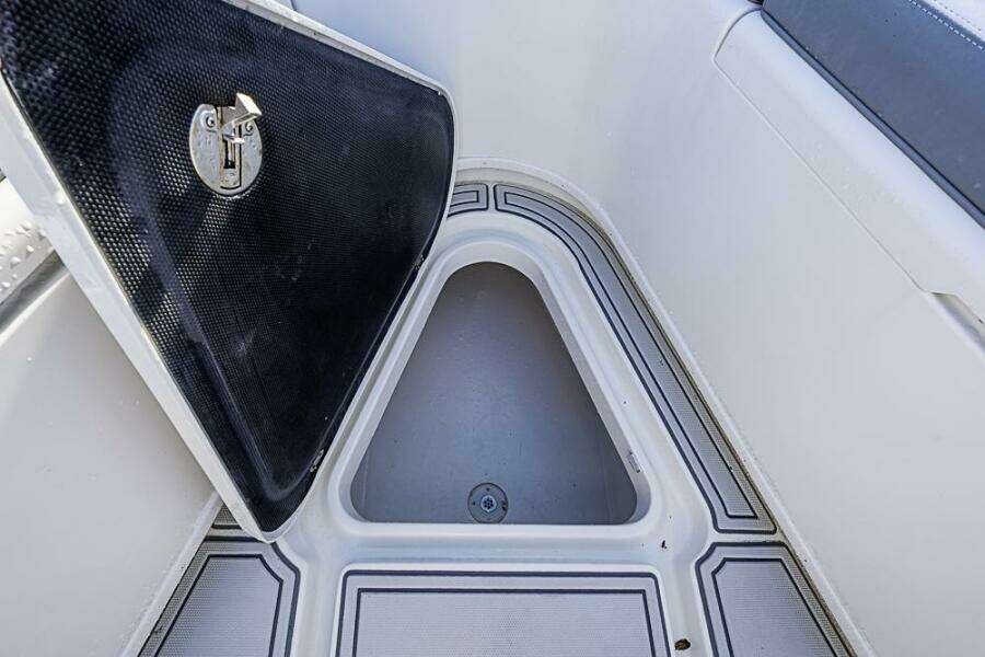 2011 Yellowfin 39 Offshore