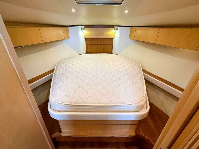 2013 Tiara Yachts 3600 Coronet