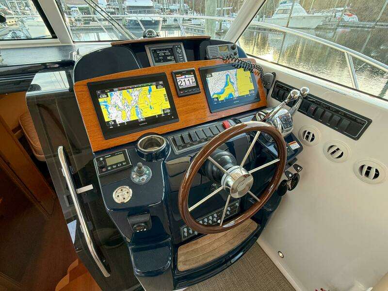 2013 Tiara Yachts 3600 Coronet
