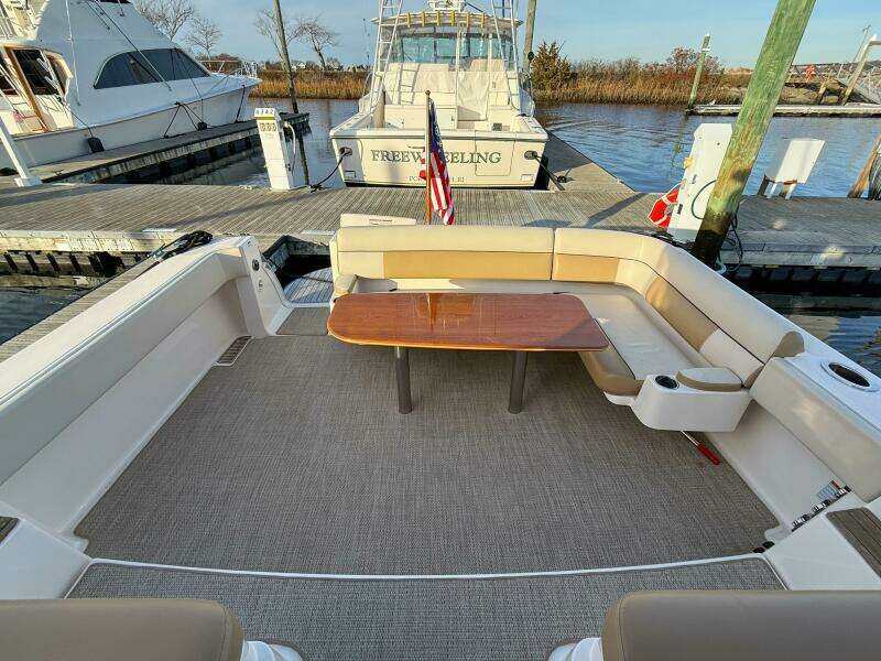 2013 Tiara Yachts 3600 Coronet