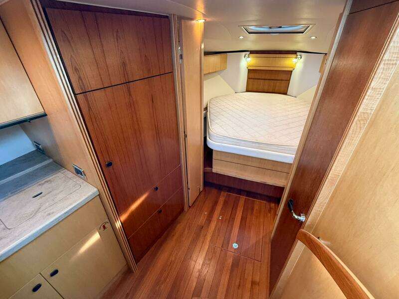 2013 Tiara Yachts 3600 Coronet