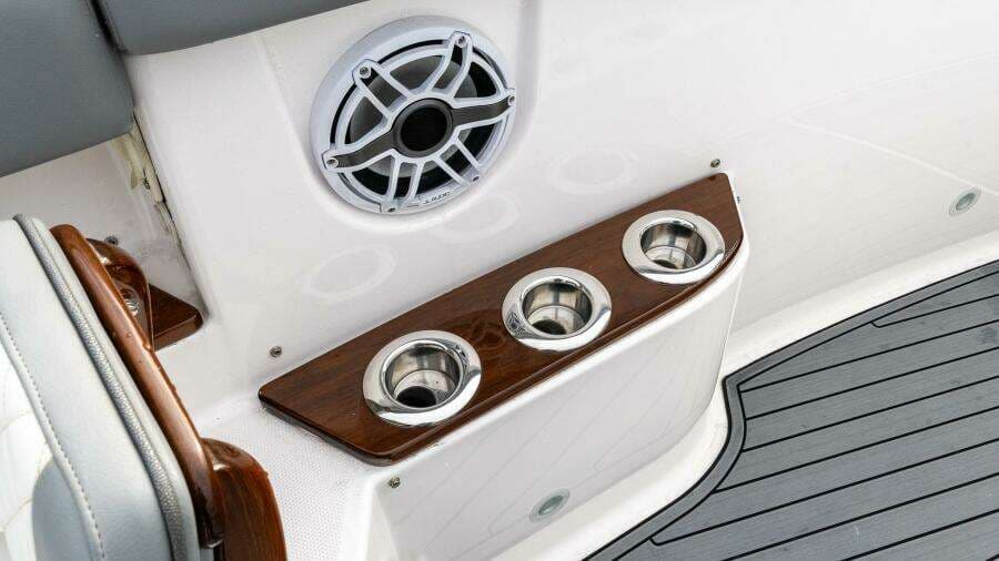 2023 Everglades 455 Center Console