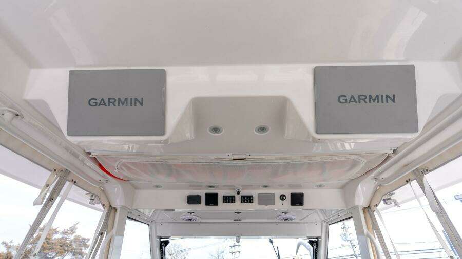 2023 Everglades 455 Center Console