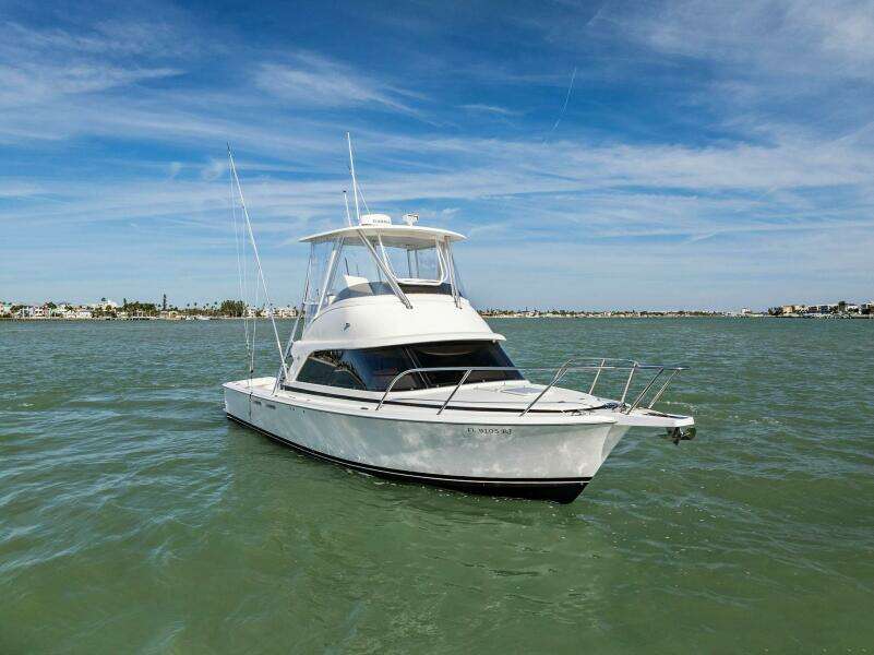 2017 Bertram 35 Flybridge