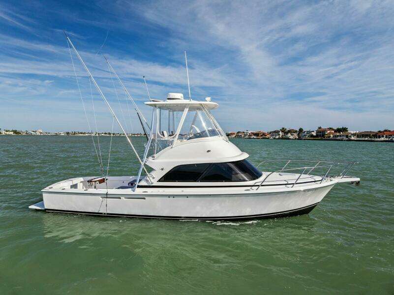 2017 Bertram 35 Flybridge