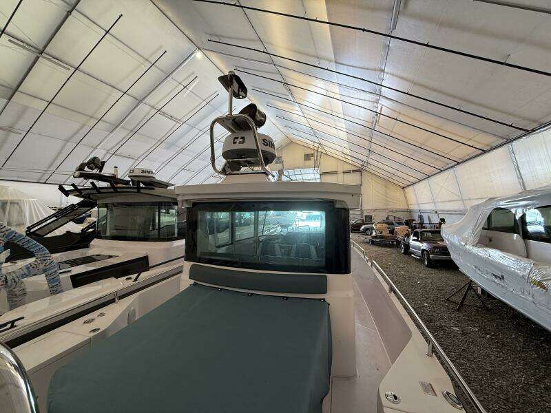 2022 Axopar 28 Cabin