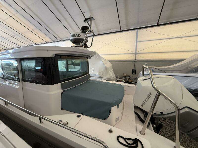 2022 Axopar 28 Cabin
