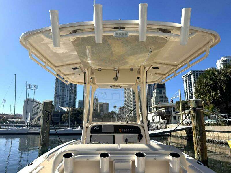 2017 Grady-White Fisherman 257