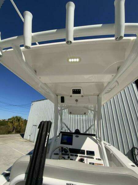 2022 Sea Fox 228 Commander