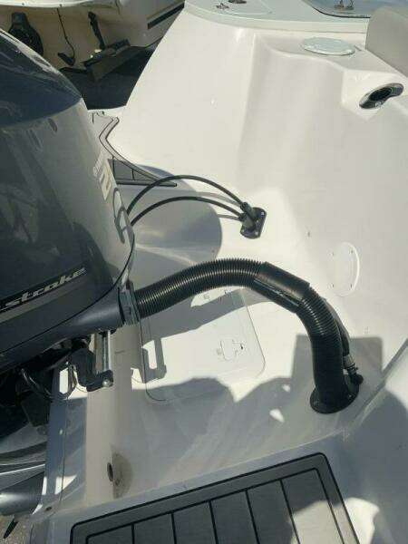 2022 Sea Fox 228 Commander