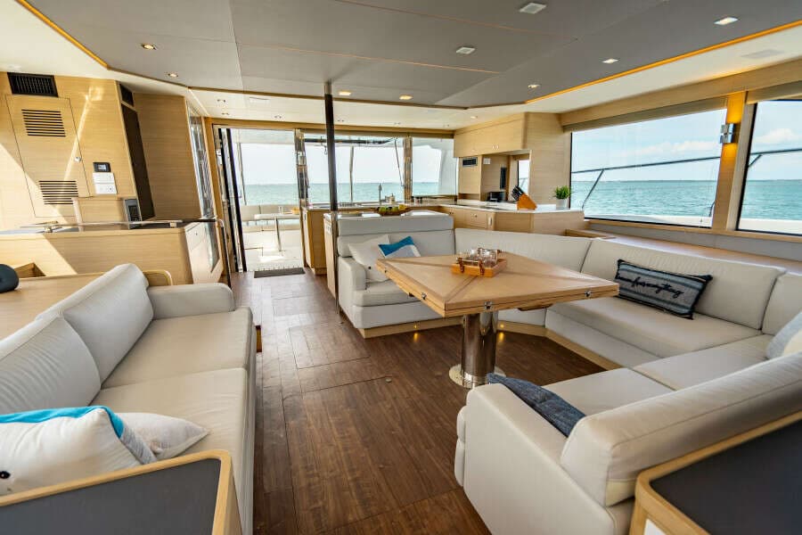 2024 Aquila 54 Yacht