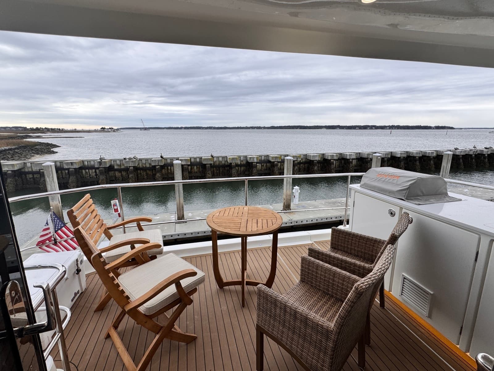 2024 Aquila 54 Yacht