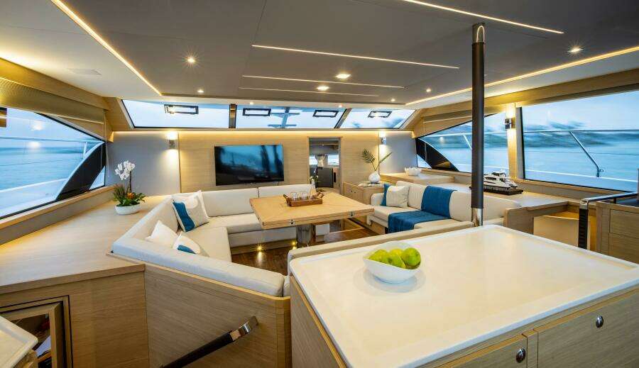 2024 Aquila 54 Yacht