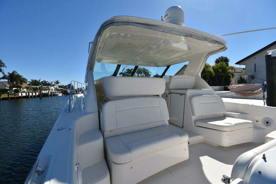2006 Tiara Yachts 