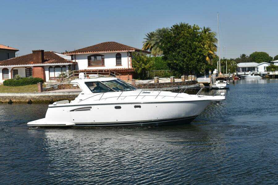 2006 Tiara Yachts 