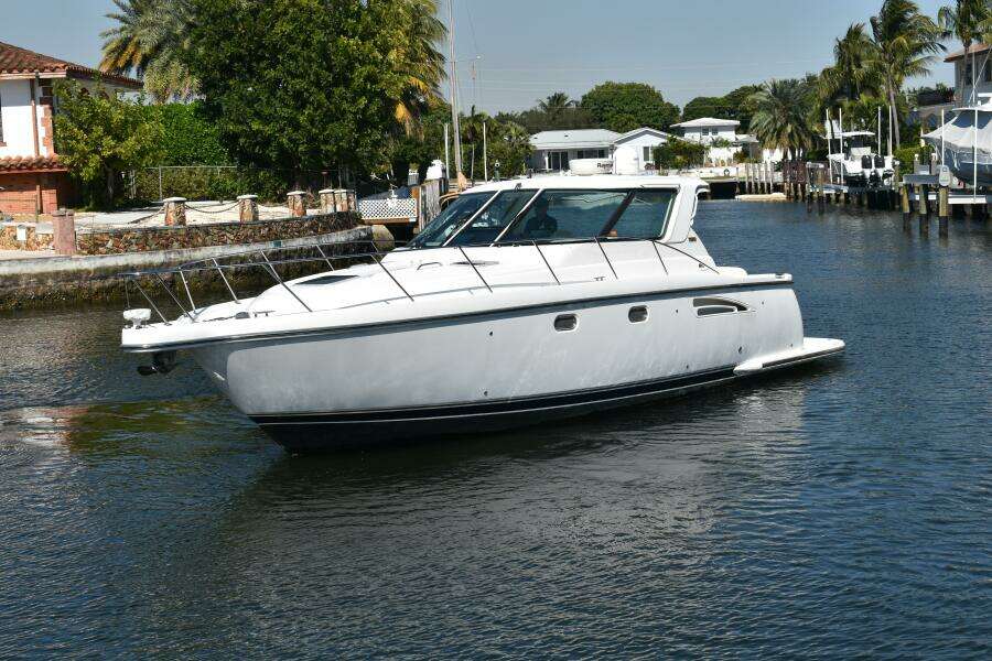 2006 Tiara Yachts 