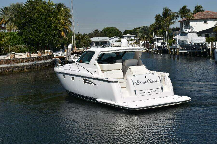 2006 Tiara Yachts 