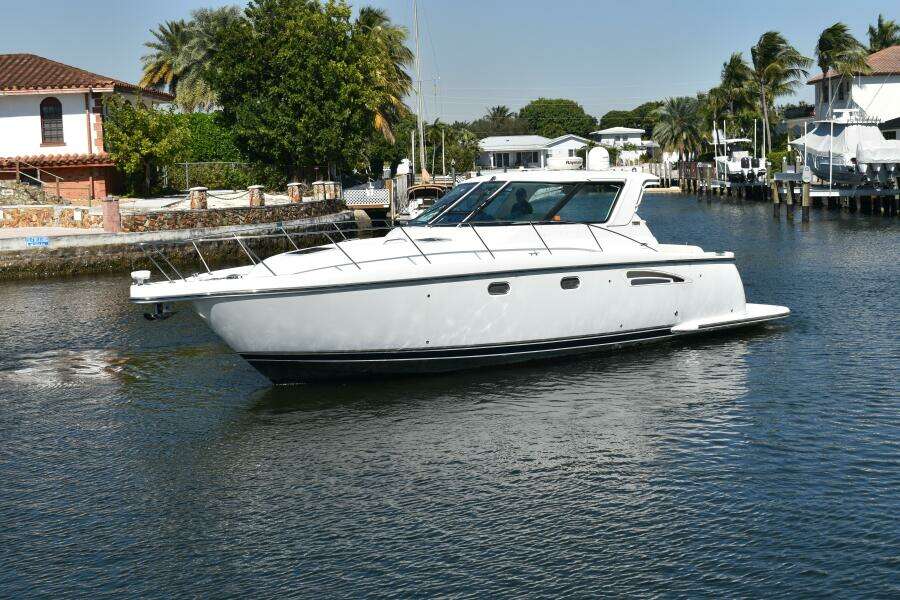 2006 Tiara Yachts 