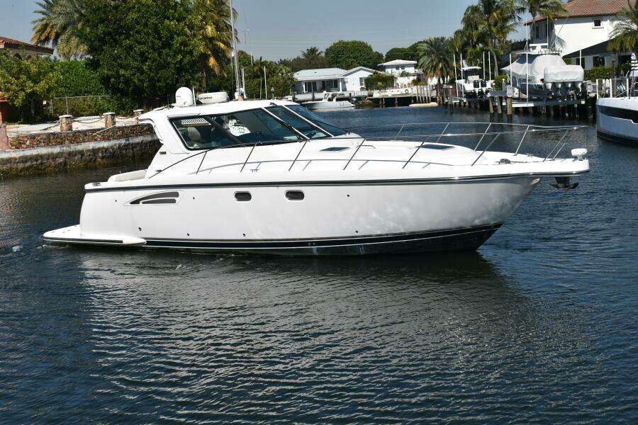 2006 Tiara Yachts 