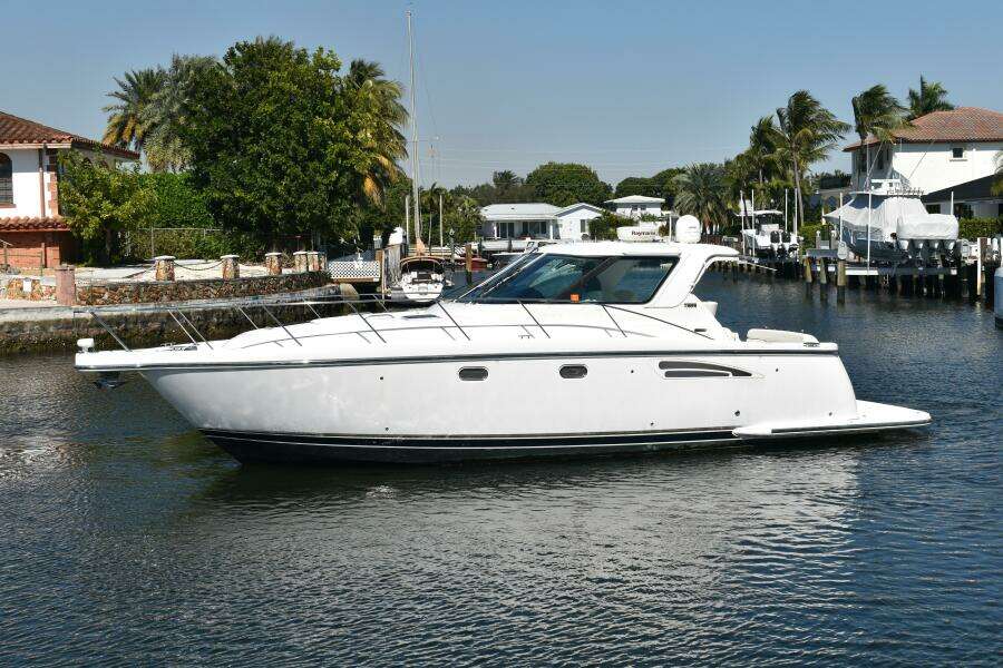 2006 Tiara Yachts 