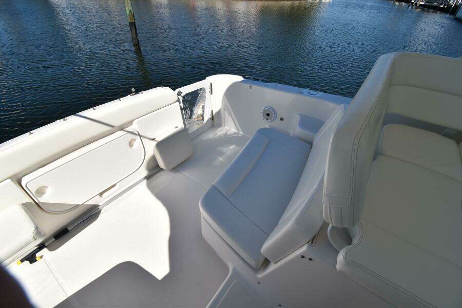 2006 Tiara Yachts 