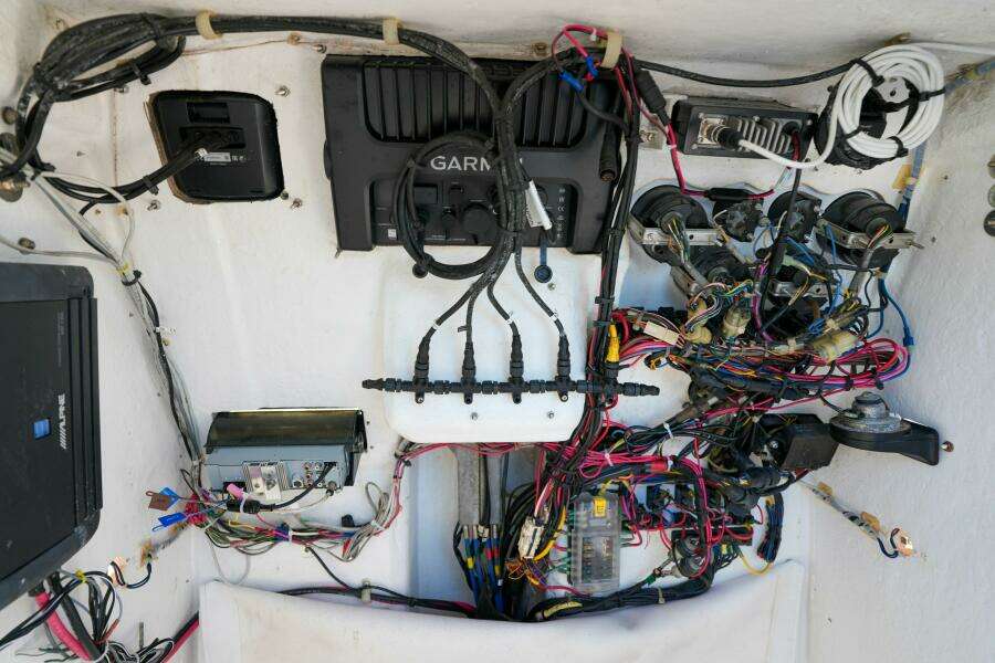 2002 Stamas 270 Tarpon