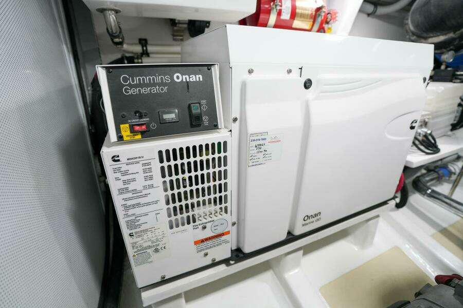 2022 Marlow Explorer 62E-CB