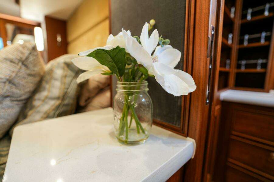 2022 Marlow Explorer 62E-CB