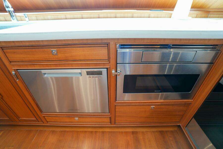 2022 Marlow Explorer 62E-CB