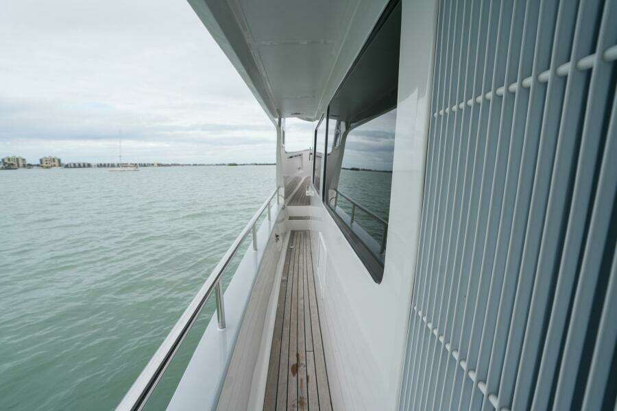 2022 Marlow Explorer 62E-CB