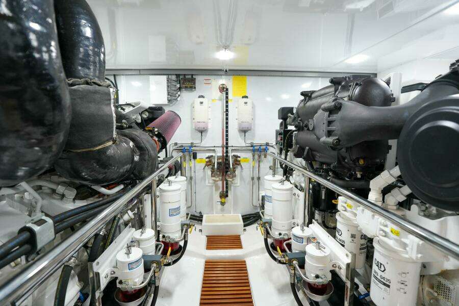 2022 Marlow Explorer 62E-CB