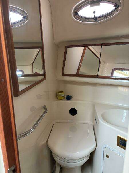 2000 Sea Ray 420 Aft Cabin