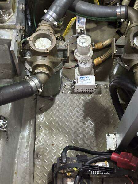 2000 Sea Ray 420 Aft Cabin