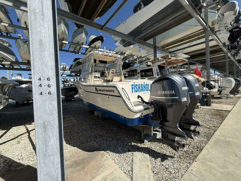 2007 Grady-White Marlin 300
