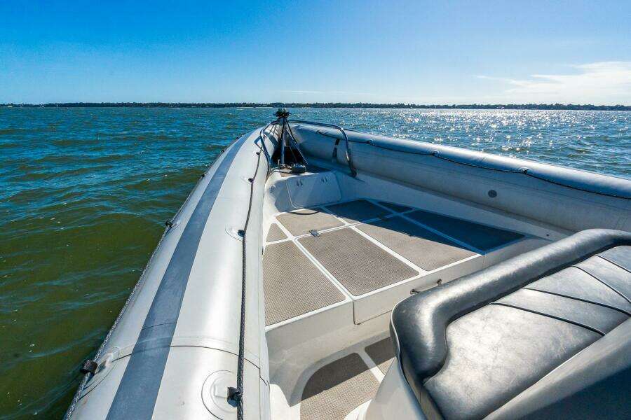 2016 Pursuit OS 385 Offshore