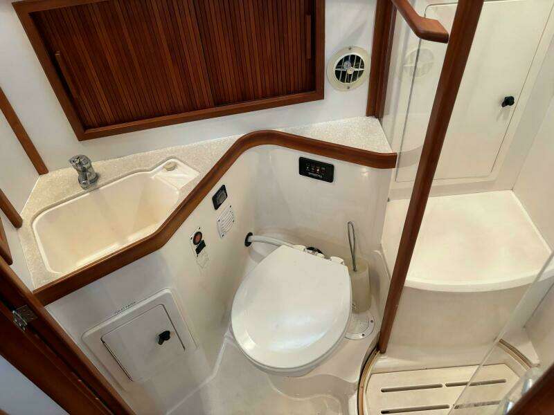 2004 Sabreline 36 Sedan