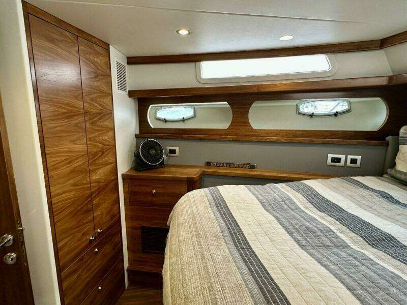 Outer Reef 62 SOUTH  PAWS - VIP Stateroom