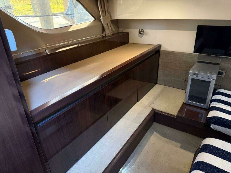 2016 Sea Ray 40 Sundancer